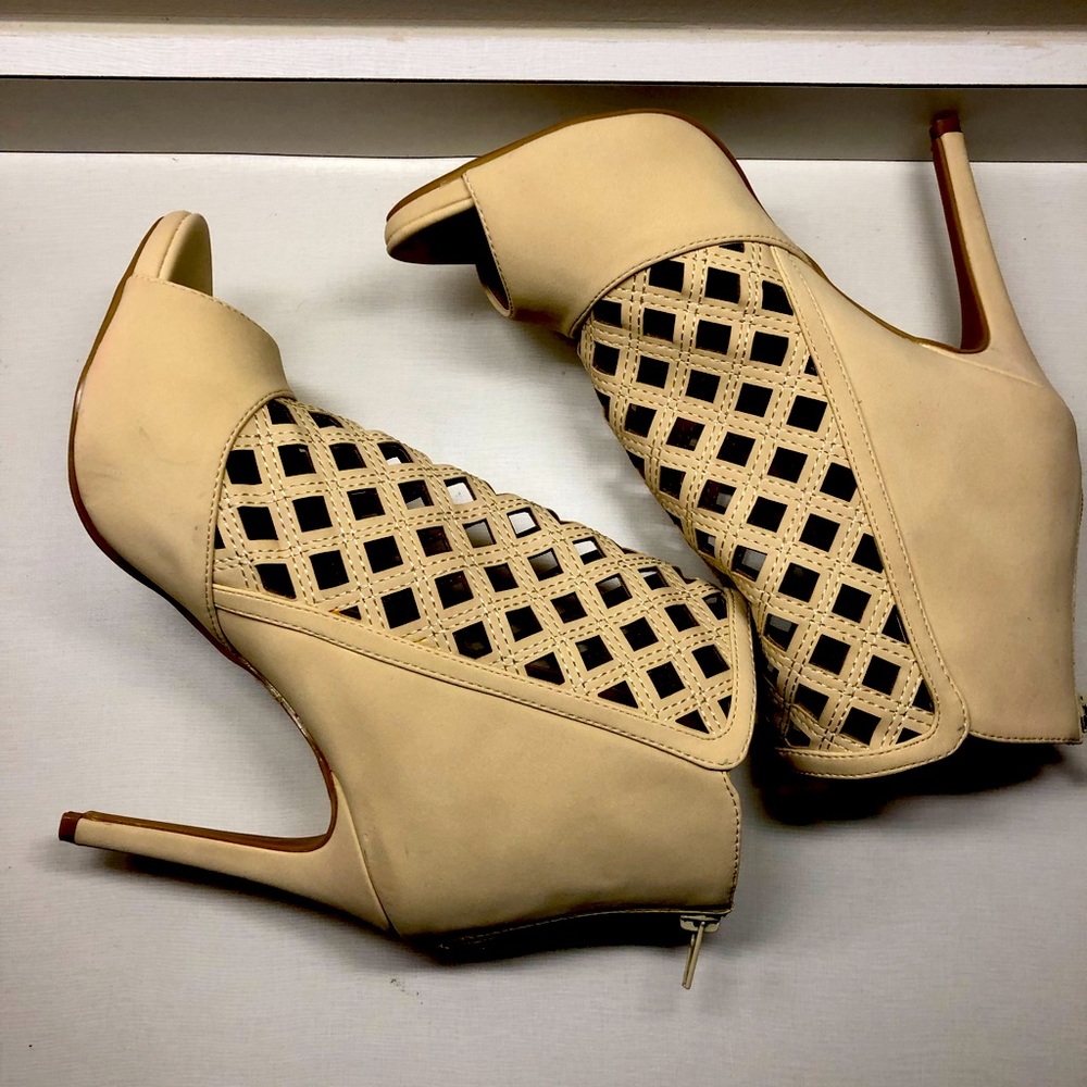 High heels open toe booties